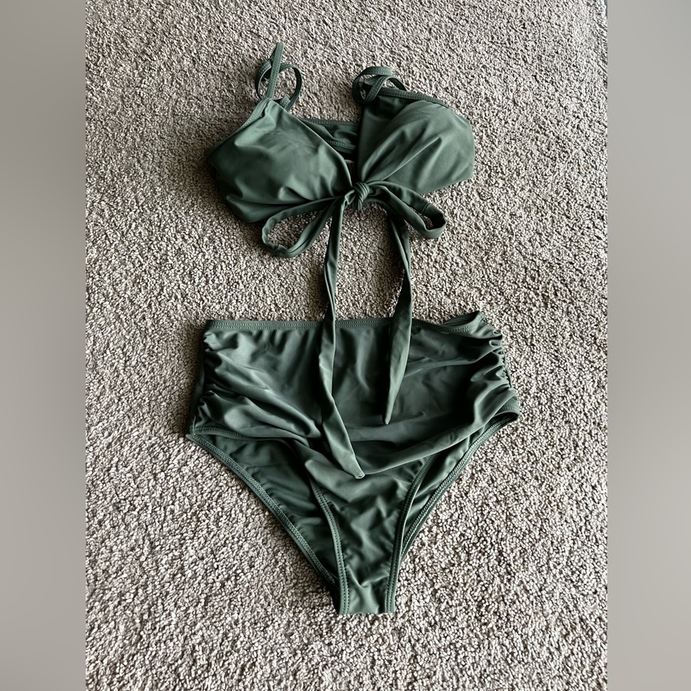 Green High Waisted Swimming Suit